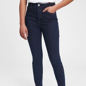 Dark Wash High Rise Gap True Skinny Jeans